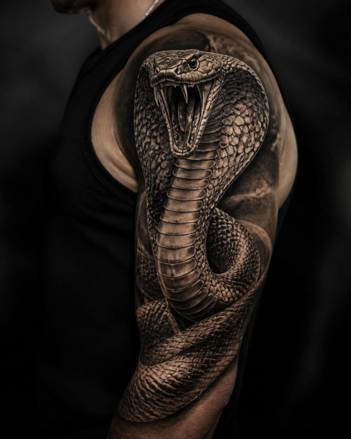 Signification cobra tatouage : dĂ©couvrez le symbolisme puissant derriĂšre ce design 2 dĂ©couvrez la signification profonde du tatouage cobra et son symbolisme puissant, mĂȘlant mystĂšre, protection et transformation.